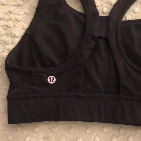 LULULEMON sports bra - Picture 3 of 6